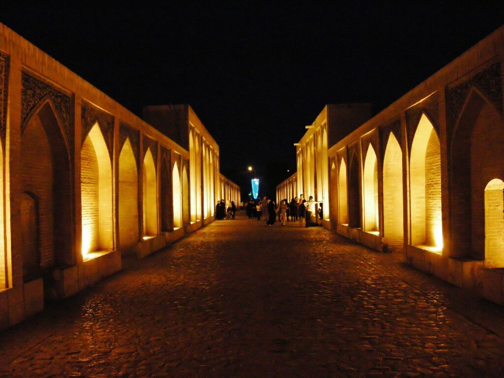 Isfahan - mosty nocą